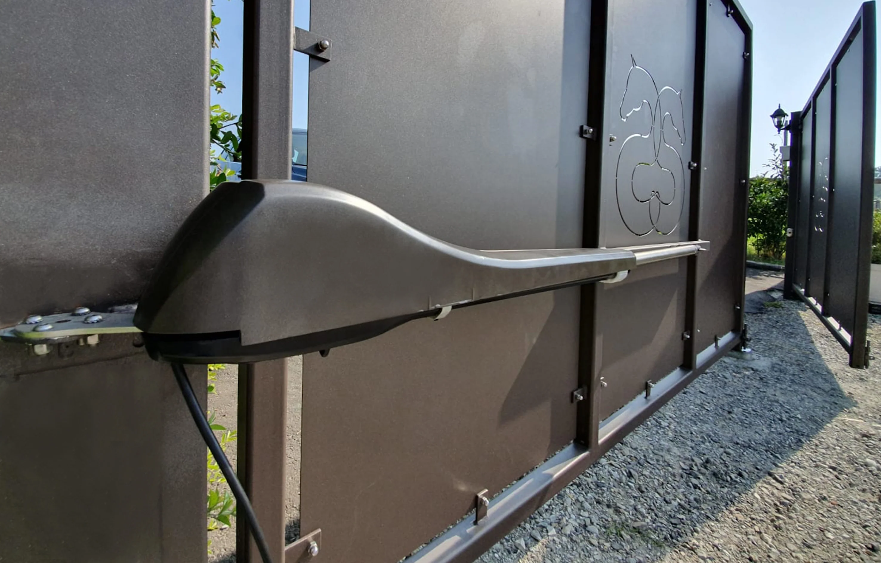 EVE 948T SOLAR - Image 17