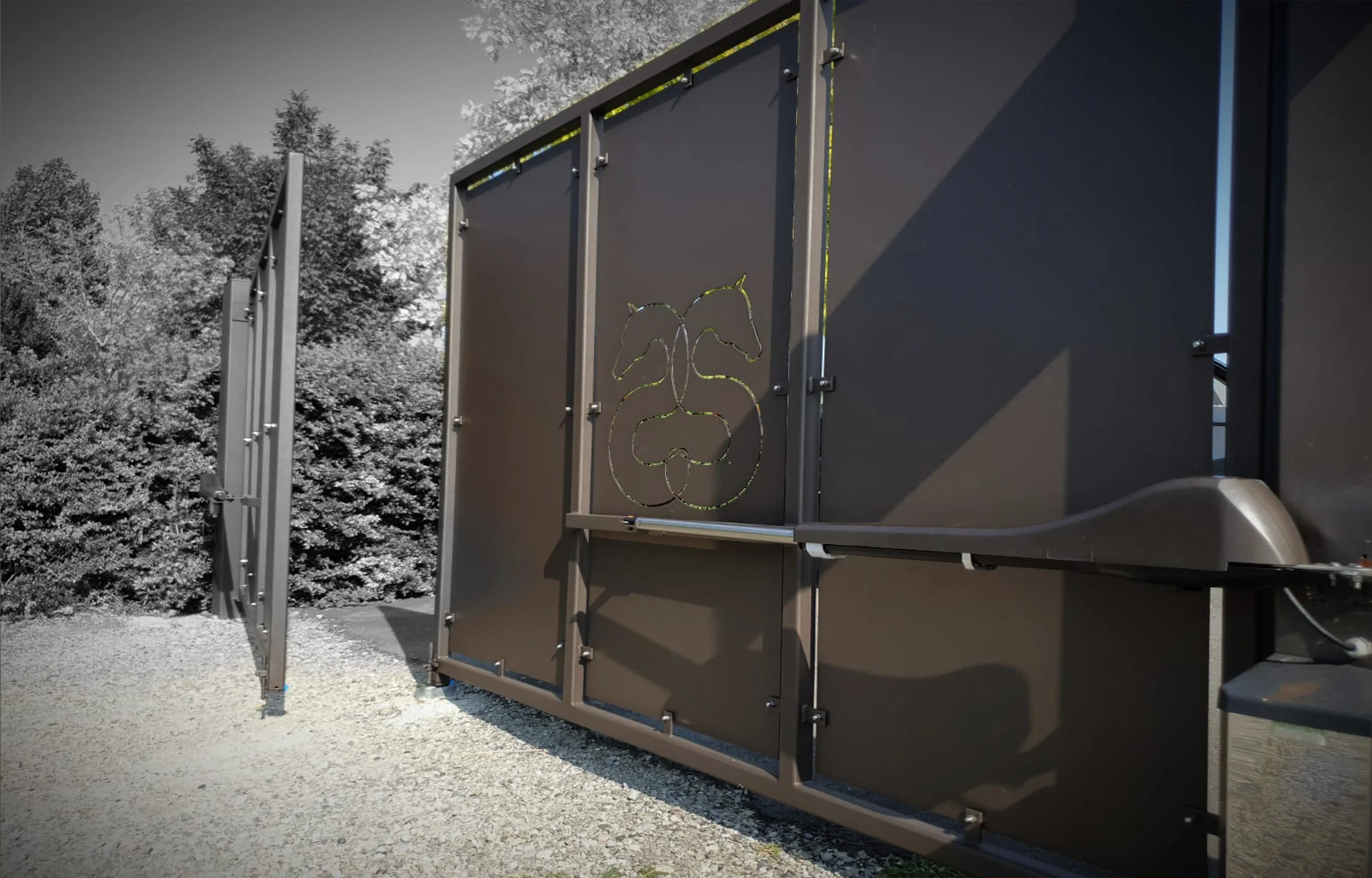 EVE 948T SOLAR - Image 40