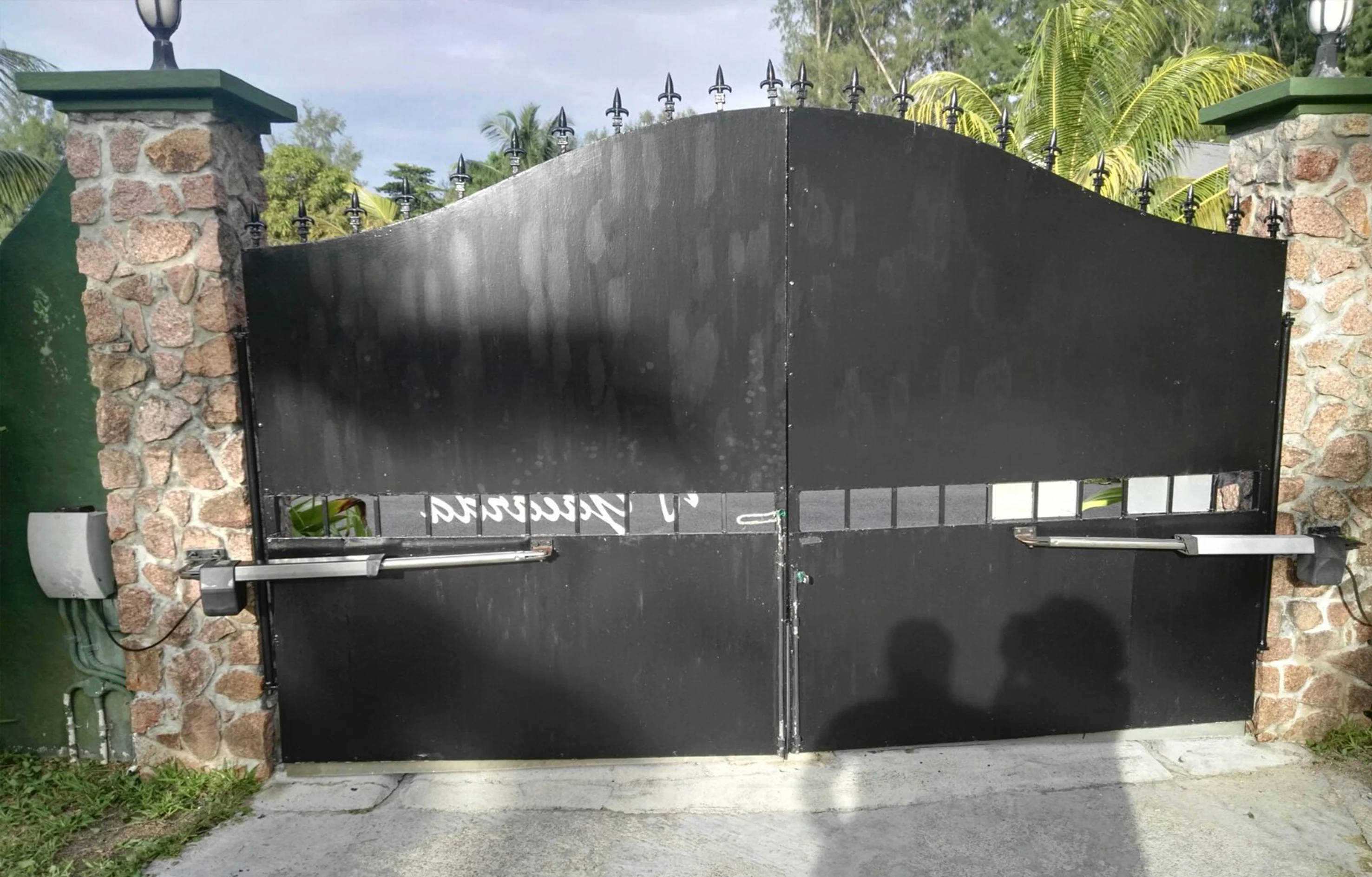 HC812-300 SOLAR - Image 10