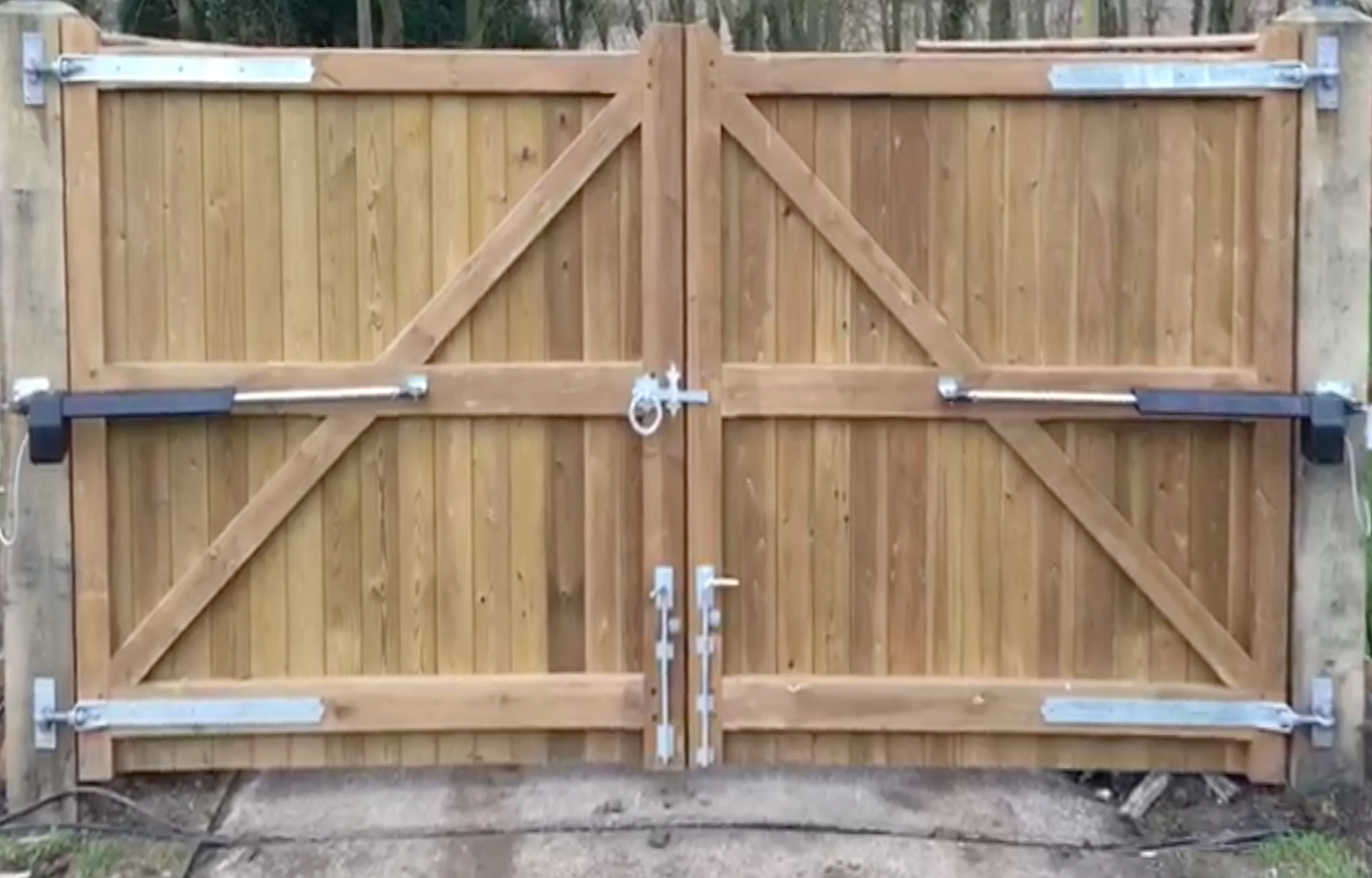 HC812-300 SOLAR - Image 5