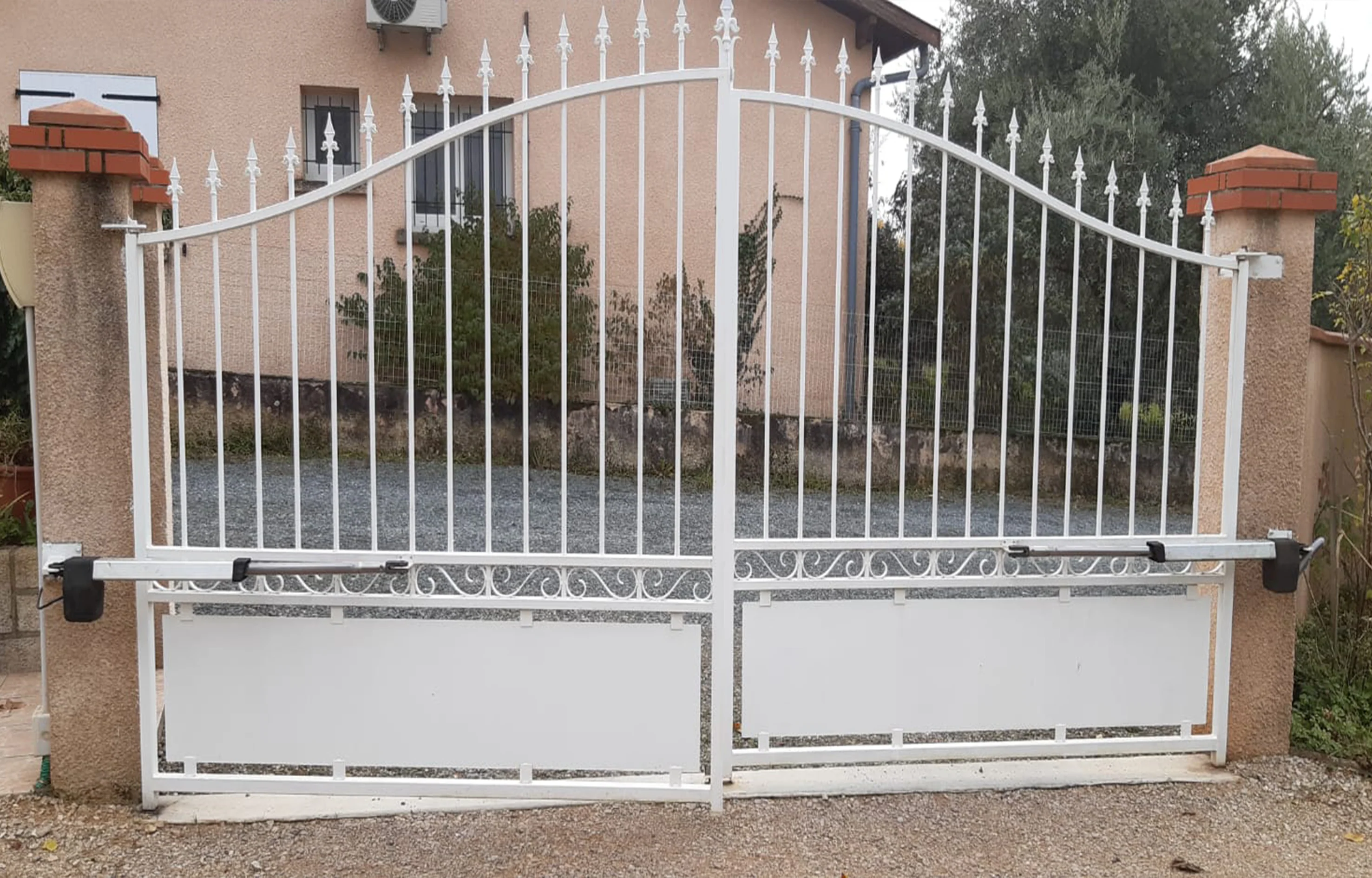 HC812-400 - Image 35